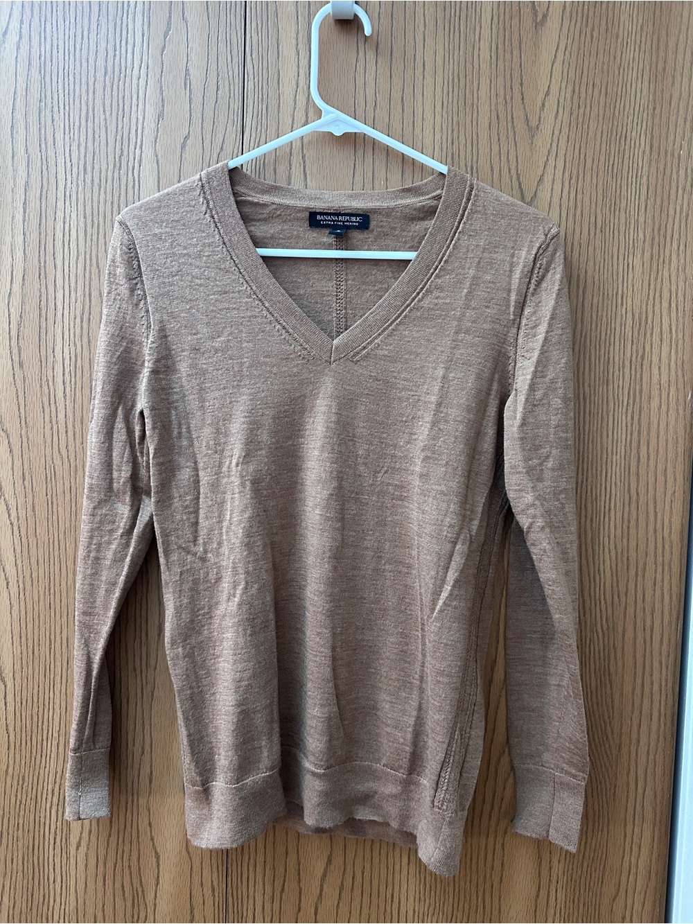 Banana Republic Women's V-Neck Sweater - Brown Tan